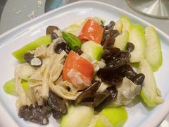 丝瓜云耳炒腐竹-美极鲜食坊(宝安南路店)