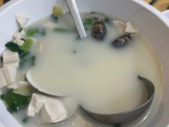 -鹏城人家海鲜酒家·23年老字号(较场尾店)