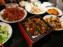 老头儿油爆河虾-老头儿油爆虾·知味杭州(爱琴海购物中心)