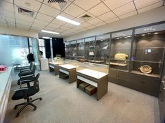 -用真奢侈品名表名包回收中心(朝阳万达店)