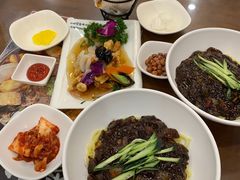 -贵宾庄炸酱面·韩式料理(高区店)