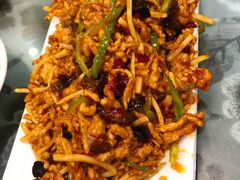 特色鱼香鸡丝-桃子餐厅·天津菜(红星路直营店)
