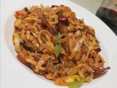 酸菜粉条炒卤肉-香满楼(南关店)