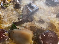 -靠山屯东北农家菜(八龙桥雅苑店)