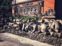 -Warung Babi Guling Ibu Oka 3