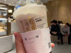 -奈雪的茶(湖滨银泰in77C区PRO店)