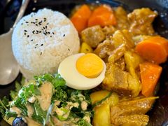 招牌咖喱牛腩饭-浦鸿会尚莊亲子餐厅(碧云店)