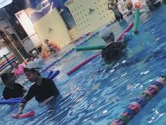 -澳优国际亲子游泳早教俱乐部(人和天地店)