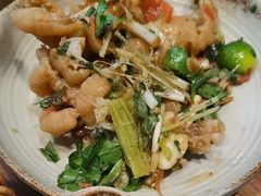 -野山舂·贵州现舂酸汤火锅(鸿通城店)