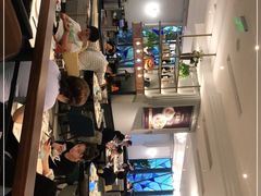 -港丽餐厅(高德置地店)