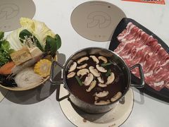 -呷哺呷哺 黄金牧场 (新中关购物中心店)