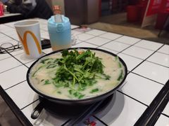 -肥汁米蘭香港米线(长宁来福士店)