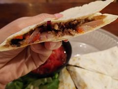 鸡肉烤饼-萨尔瓦多Salvador's