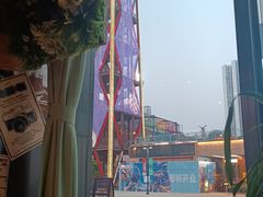 -临界音乐酒馆·小龙虾·江湖菜(华熙LIVE·鱼洞店)