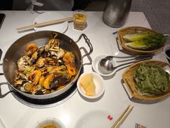 -七欣天香辣蟹火锅(闵行浦江欢乐颂店)