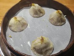 蟹粉小笼包-忆秦园小笼包(惠山古镇总店)