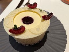 -潮一不贰·法式甜品·生日蛋糕·西式简餐(外滩店)