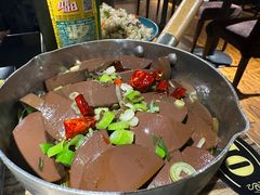 -嗨辣小聚·盘锦河蟹·海鲜烧烤龙虾(盘锦十年好店)