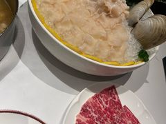 -洋房火锅(上海新天地南北里店)