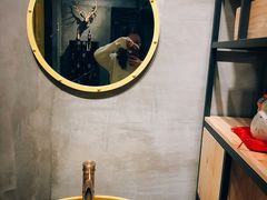 -臻鲜燕海鲜融合餐厅(金陵style店)