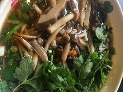 -黔阿牛菌汤牛肉粉全牛火锅(喷水池店)