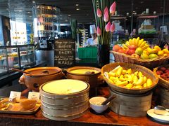 自助取餐区-广州富力君悦大酒店·凯菲厅