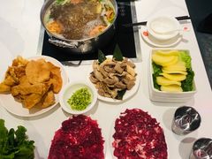 -牛焱·贵州黄牛肉火锅(城西银泰店)