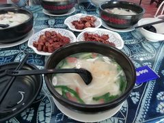 -桥香园过桥米线(国贸店)