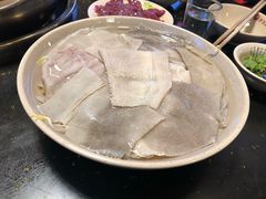 -茅草房·河畔园林火锅