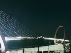 -南京眼步行桥
