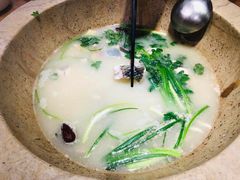 -鲜呦蒸汽石锅鱼(北辰路店)