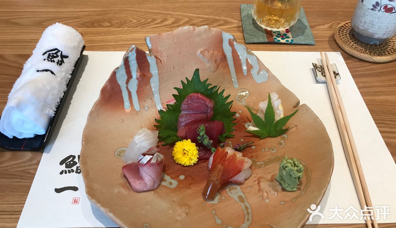 寿司，海鲜饭，到最后的甜品，品相口感环境，绝对值得一尝！