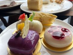 -大中华希尔顿酒店-念自助餐·嗨啤·小龙虾