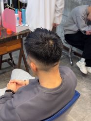 点击看大图 -T.1 hair salon烫染接发