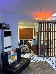-理昂男士理发店 Barber shop