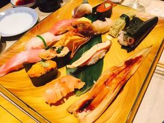 寿司什锦拼盘-梅丘·寿司の美登利(银座店)