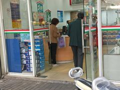 门面-牛朋牛奶棚(南昌路店)