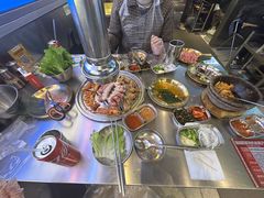 -哈哈碳都·牛肋条无限自助烤肉(台江万达店)