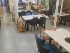 -毛辣果·贵州红酸汤牛肉火锅(西单店)