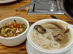 -菌之家·专业纯野生菌火锅·特色炒菌
