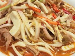 -乡村馕坑肉·烧烤·新疆菜·本地人更爱吃(阿勒泰首店)