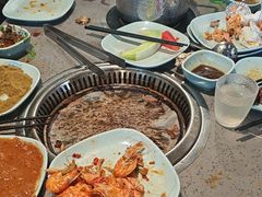 -金滏山烤肉·海鲜·火锅自助餐厅(襄阳万达店)