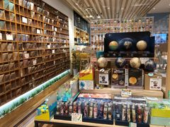 -猫的天空之城概念书店(印象城购物中心店)