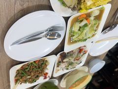 -两兄弟Song Pee Nong(2号店)