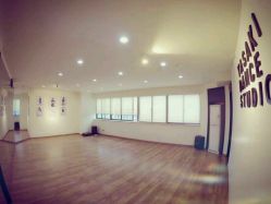 -YASAKI国际舞蹈中心