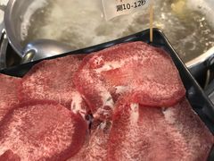 牛舌-三头牛·潮汕牛肉生蚝火锅 (夏湾店)