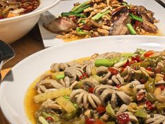 -小三峡食府(西五路店)