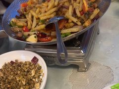 -老唐三下锅 ·张家界地标美食(溪布街店)