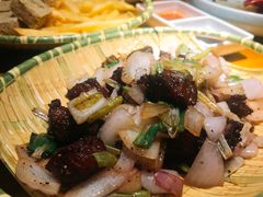 黑椒雪花牛仔粒-丁记盐蘸牛肉·新杭菜(河东路店)
