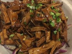 -老牌坊鲁菜名店(宽厚里店)